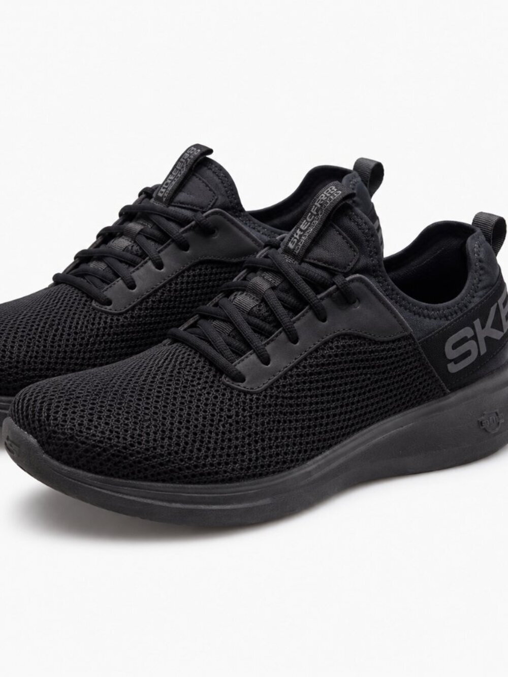 Skechers Men Size 12 Black Mesh Arch Fit Goga Mat Sneakers Iconic Gorpcore Y2K